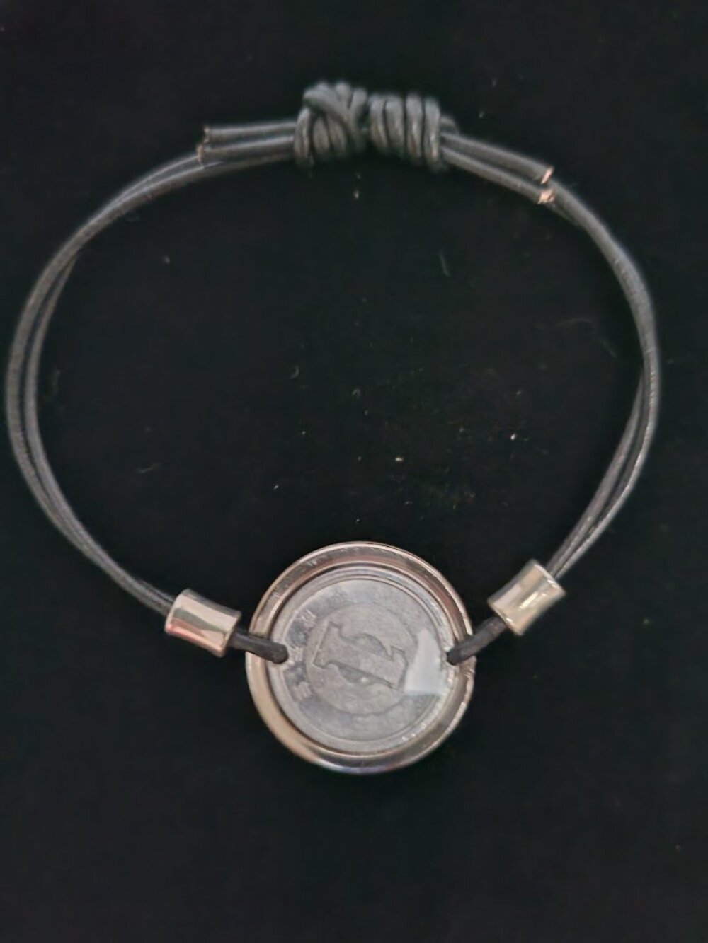 1992 Japanese 1 Yen Coin Resin Coated Handcrafted Bracelet - Unique Minimalist - Picture 5 of 10